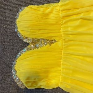 Yellow strapless dress- size 13. Very breathable!